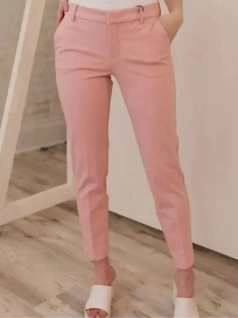 Izod Slim Straight Pink Chinos